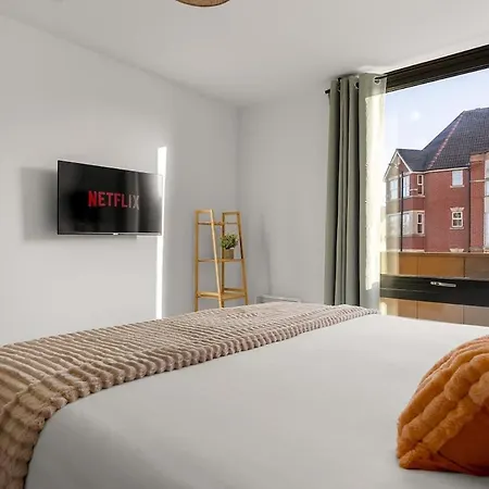 Apartamento Heart Of Retreat, 2br Near Shambles, Free Parking & Gym, Centre