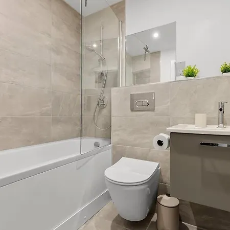 דירה Heart Of Retreat, 2br Near Shambles, Free Parking & Gym, Centre