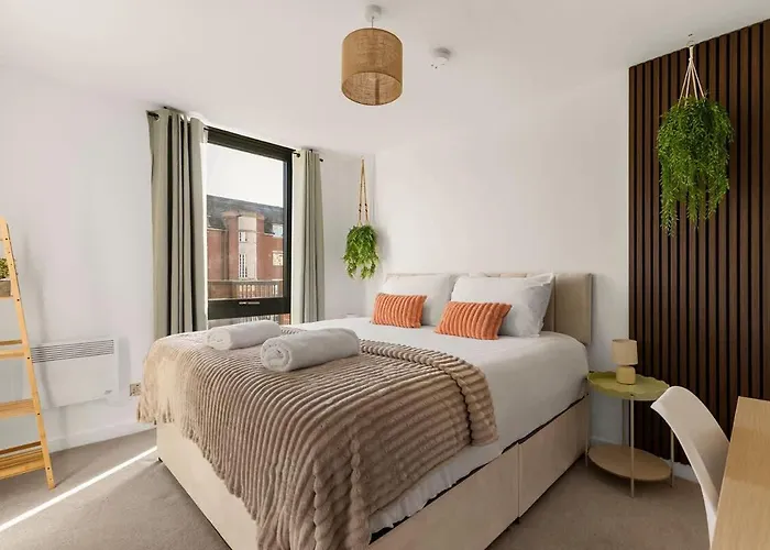 Appartamento Heart Of Retreat, 2br Near Shambles, Free Parking & Gym, Centre